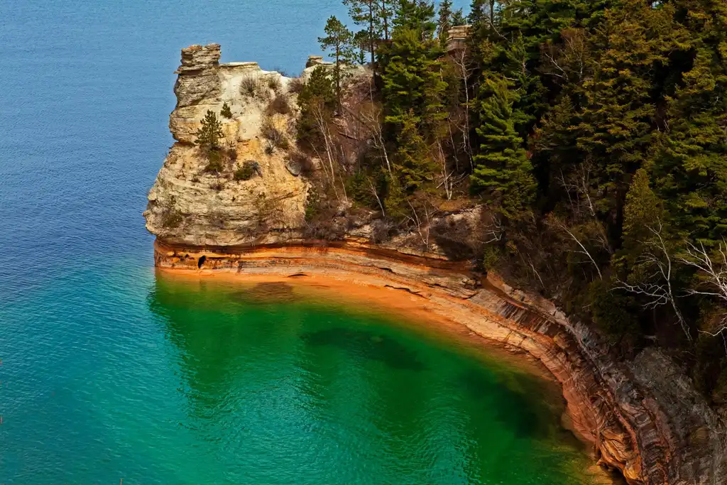 Pictured Rocks Backpacking